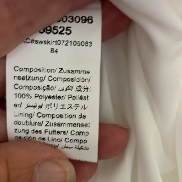 NWT Verdusa polyester fully lined elastic waist white wired bottom skirt, Size M - Picture 8 of 10